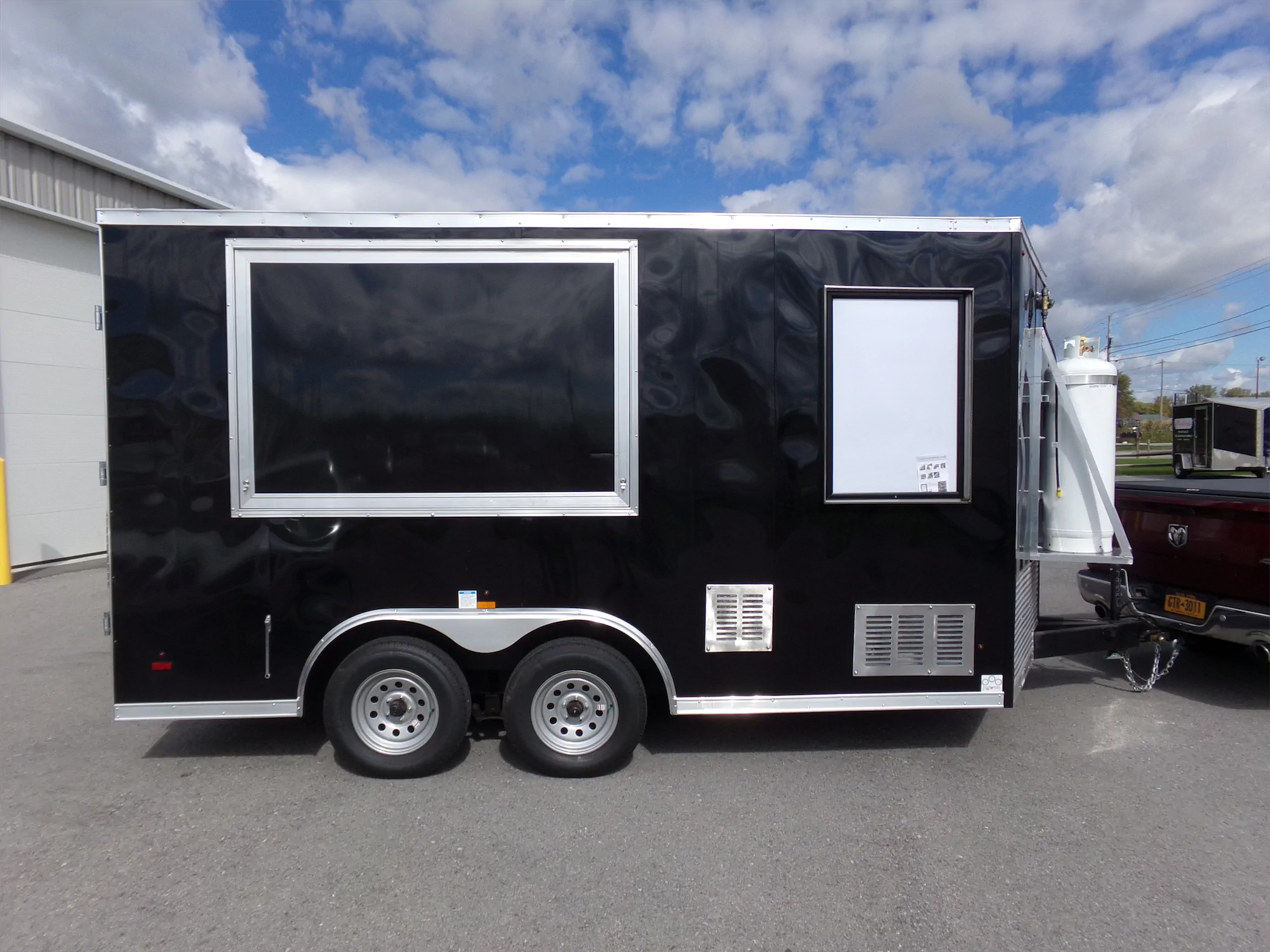 Buffalo Bros Burgers trailer right side