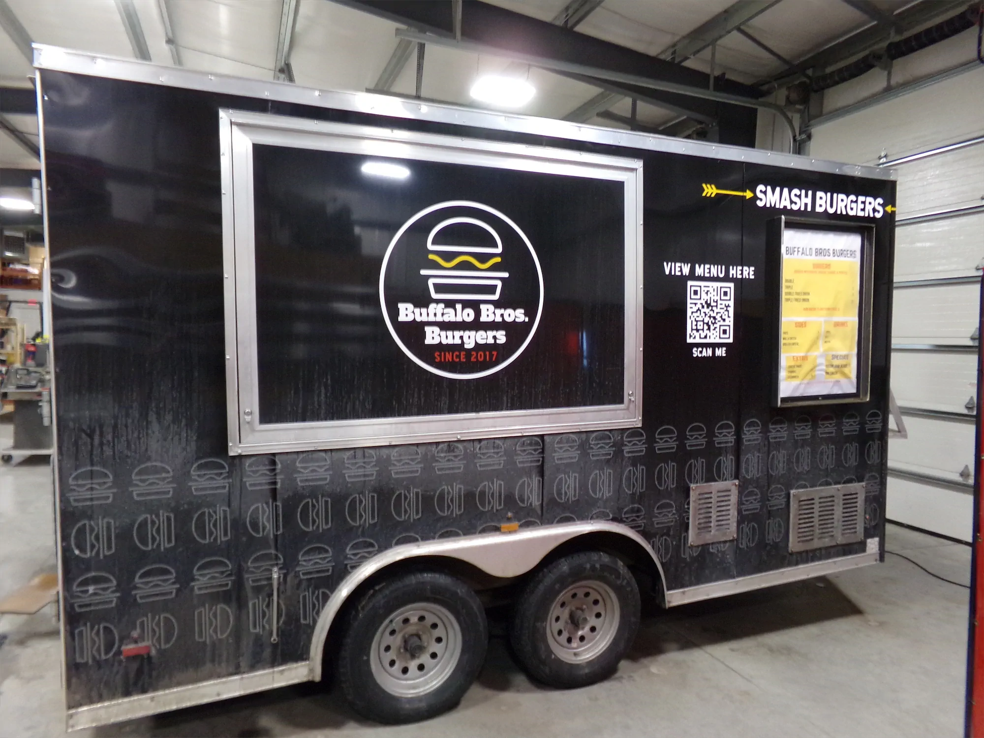 Buffalo Bros Burgers trailer right side