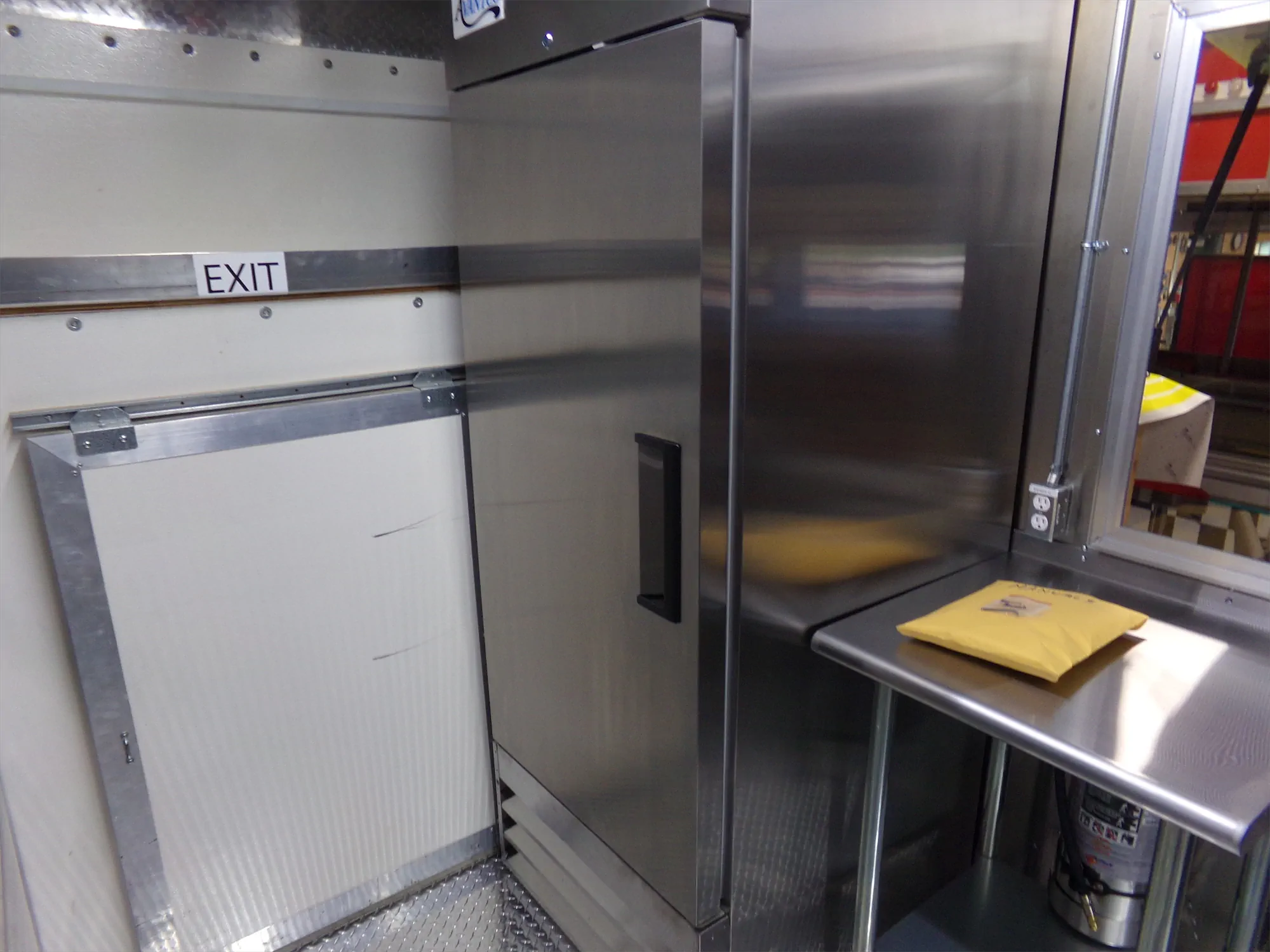 Edgy Vegy Buffalo truck, inside, fridge